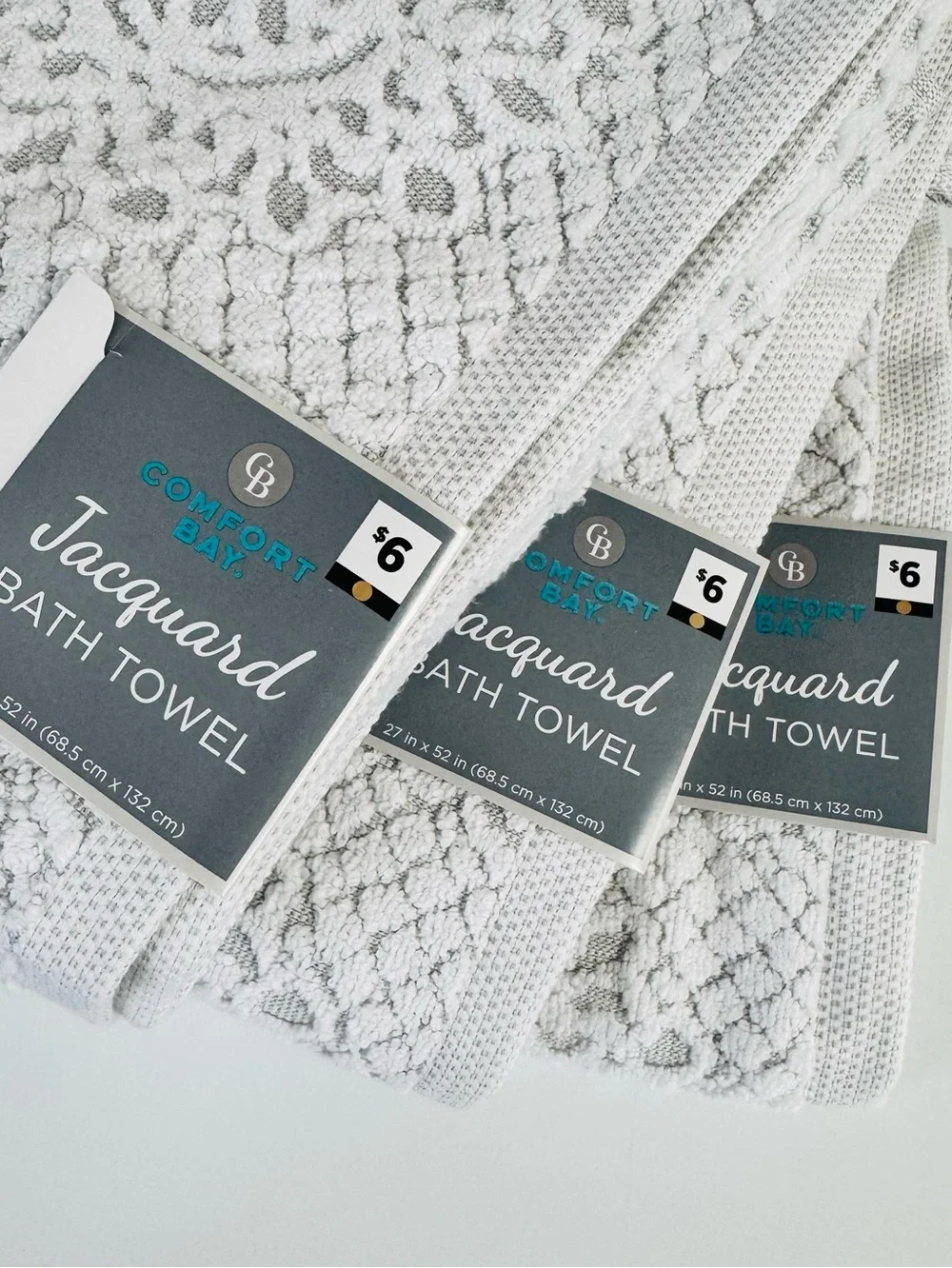 Comfort Bay Jacquard Bath Towel Set 3-Piece White Gray Damask 27x52 NWT